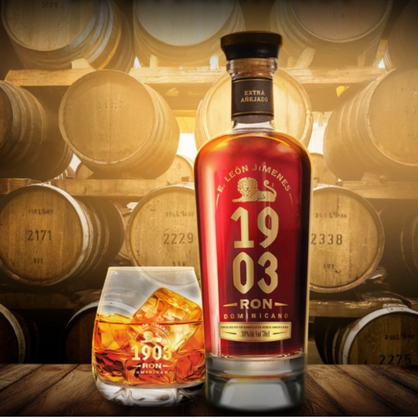 Ron E. León Jimenes 1903: Un Legado de Sabor y Tradición